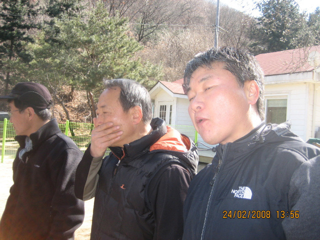 �̹����� Ŭ���ϸ� ������ ���� �� �ֽ��ϴ�.